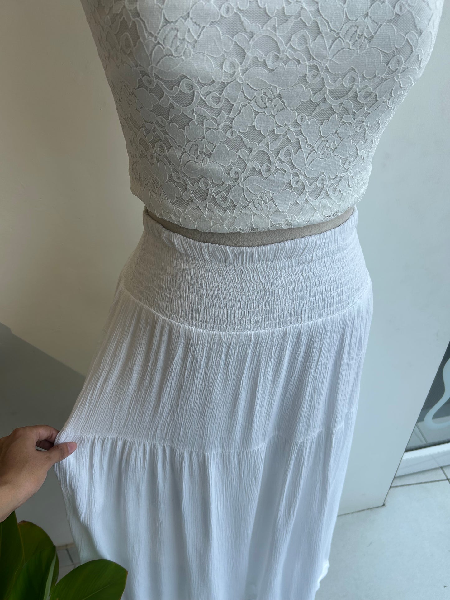 Skirt Japna White Smocked Waist