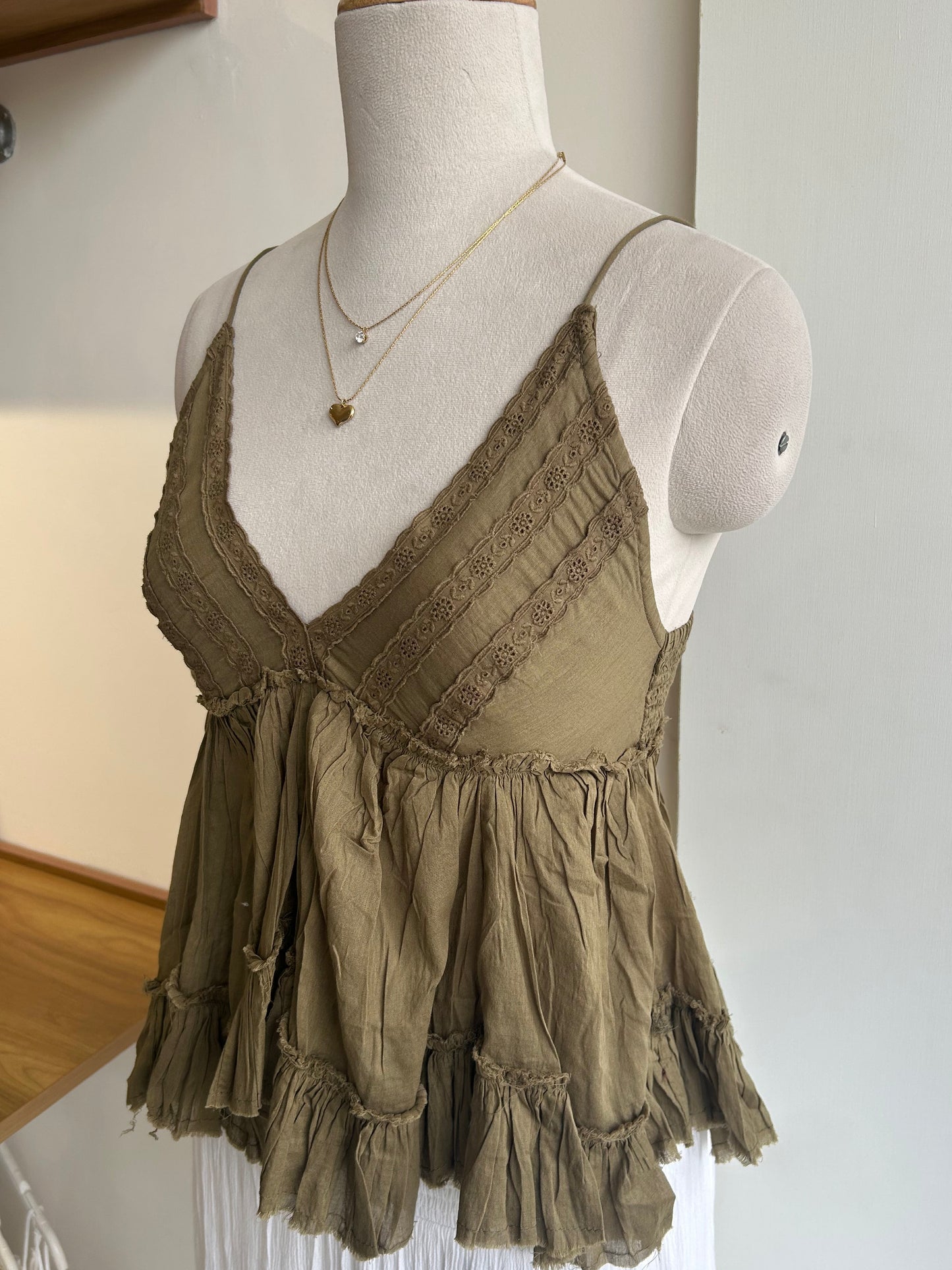 Urban outfitters green cami top