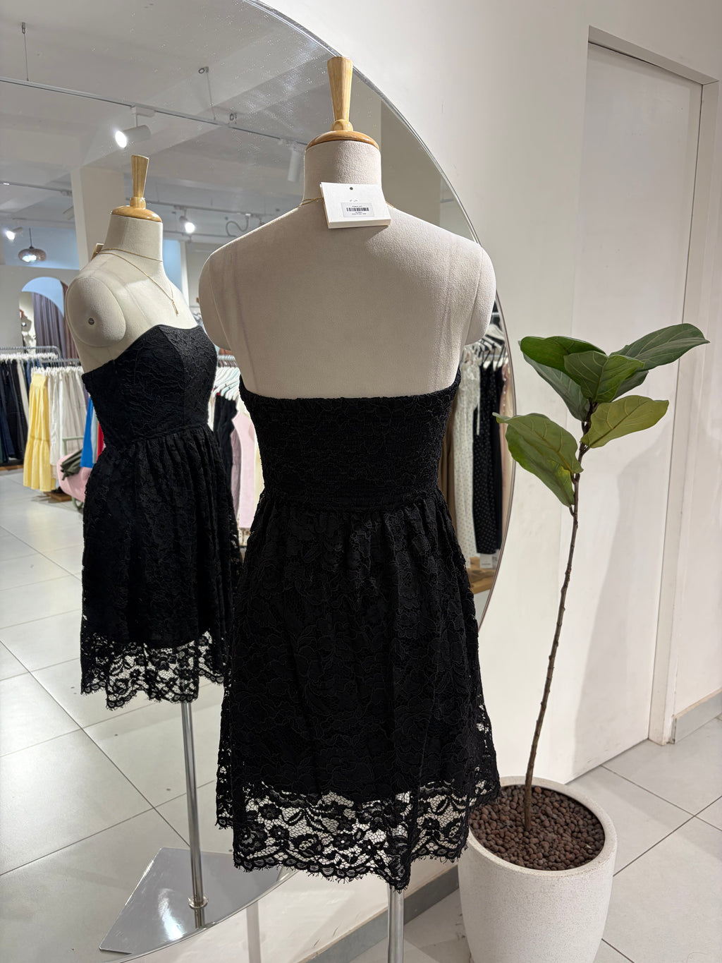 Lace Strapless Short Dress